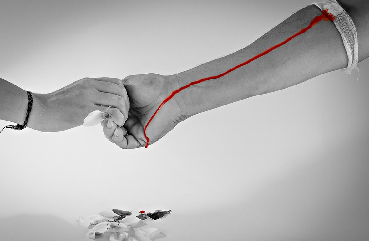 Simply blood App is an initiative by the brave girl