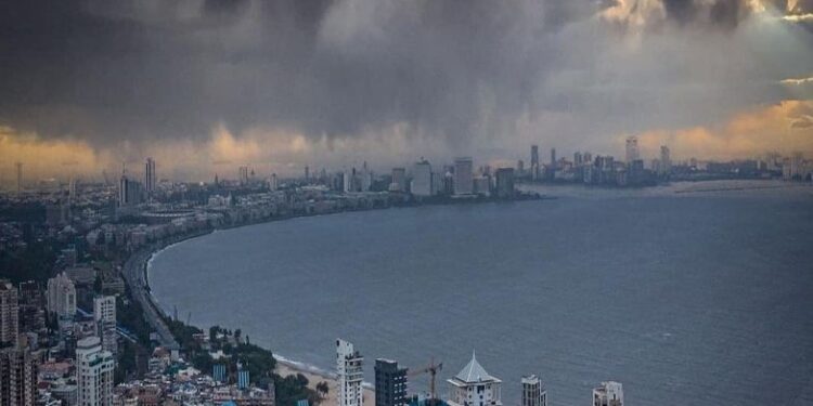 An orange alert for a grey and wet city