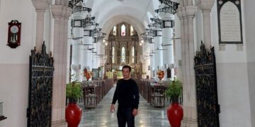 The peace and quiet of St. Thomas Cathedral
