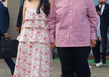 The Unassuming Elegance of Mukesh Ambani: Beyond Labels and Luxury