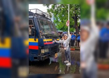 A Mumbai ‘Tank Man’ Moment